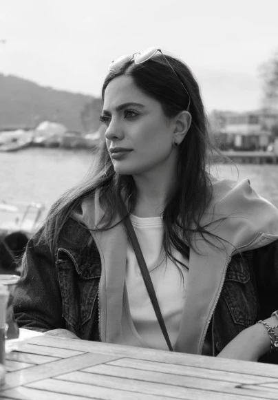 Özgen Kaya - Temayül Dergisi Yazar ve Sanatçısı