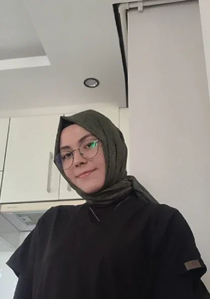 Sümeyye Helimergün - Temayül Dergisi Yazar ve Sanatçısı