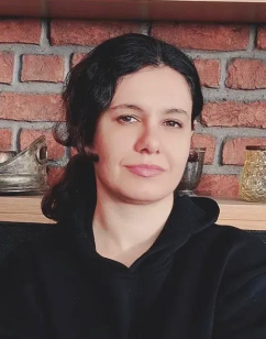 Tuğba Ergan - Temayül Dergisi Yazar ve Sanatçısı